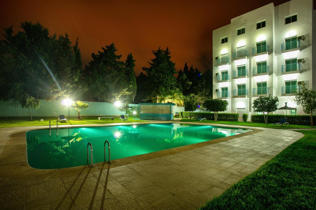 Residence Hoteliere Riviera Beach Cabo Negro Exterior foto